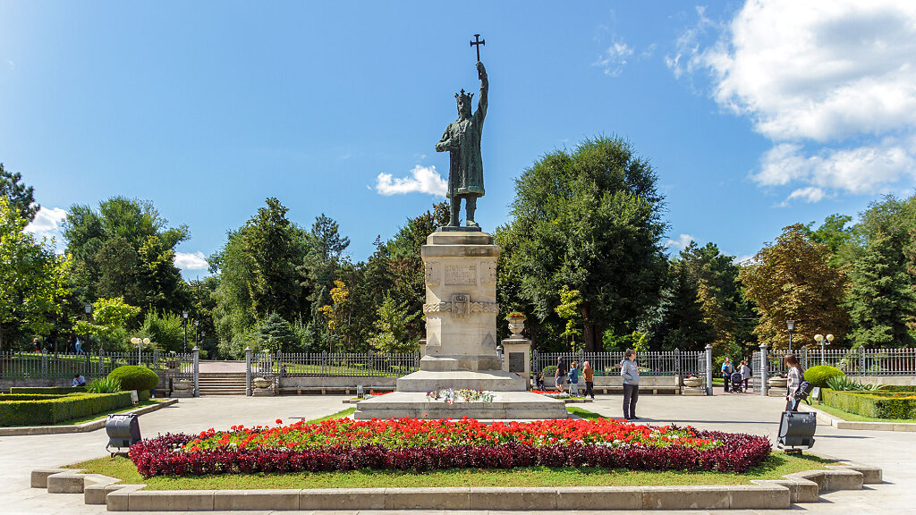 Statue von Ștefan cel Mare și Sfînt