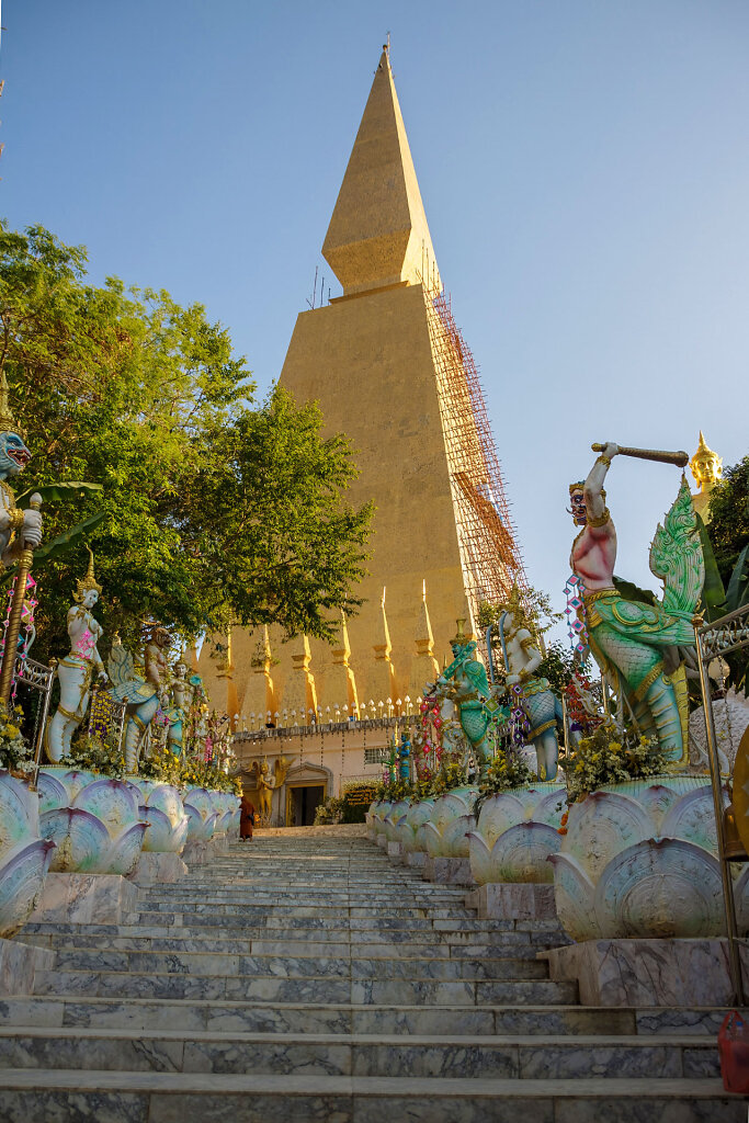 Wat Pa Phu Thap Boek