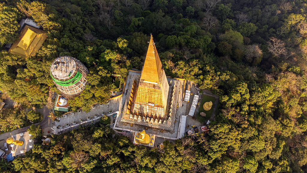 Wat Pa Phu Thap Boek