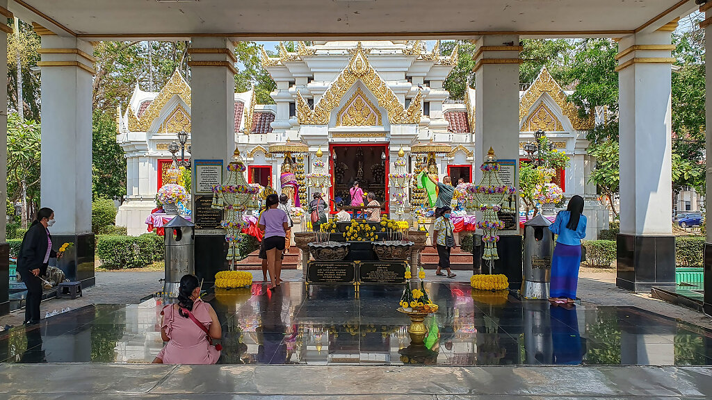 Phra Mae Ya Shrine // ศาลพระแม่ย่า เมืองสุโขทัย