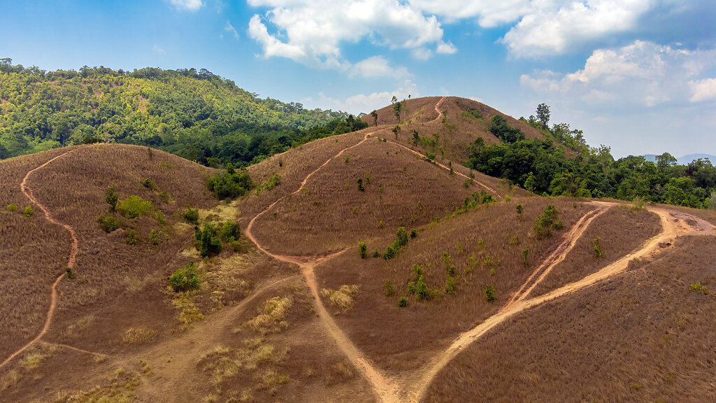 Phu Khao Ya ภูเขาหญ้า//