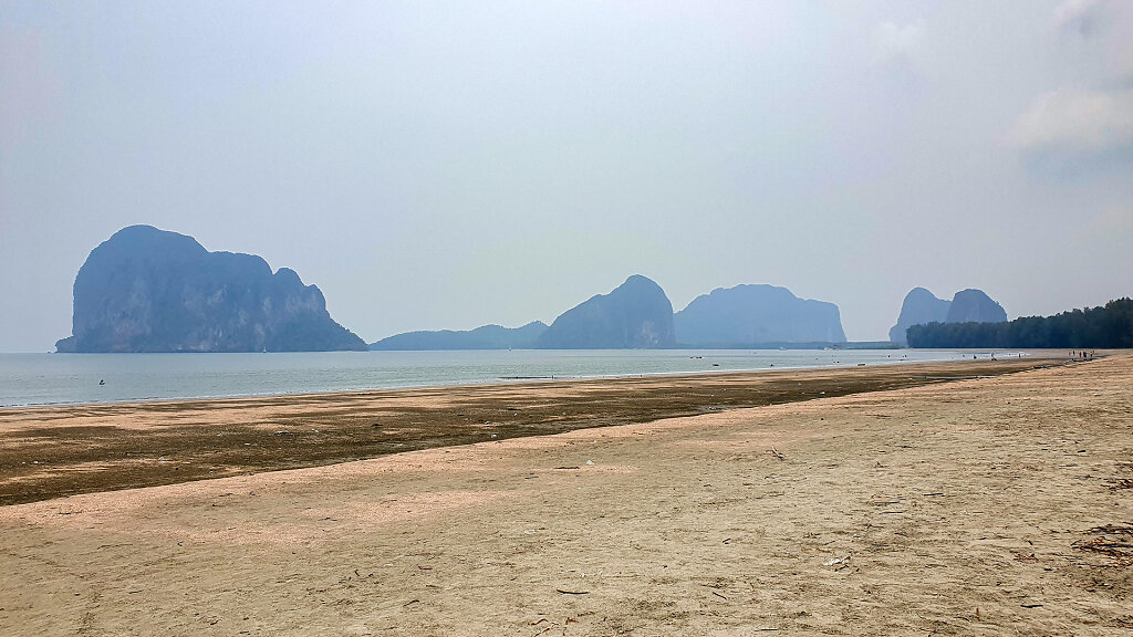 Pak Meng Beach // หาดปากเมง