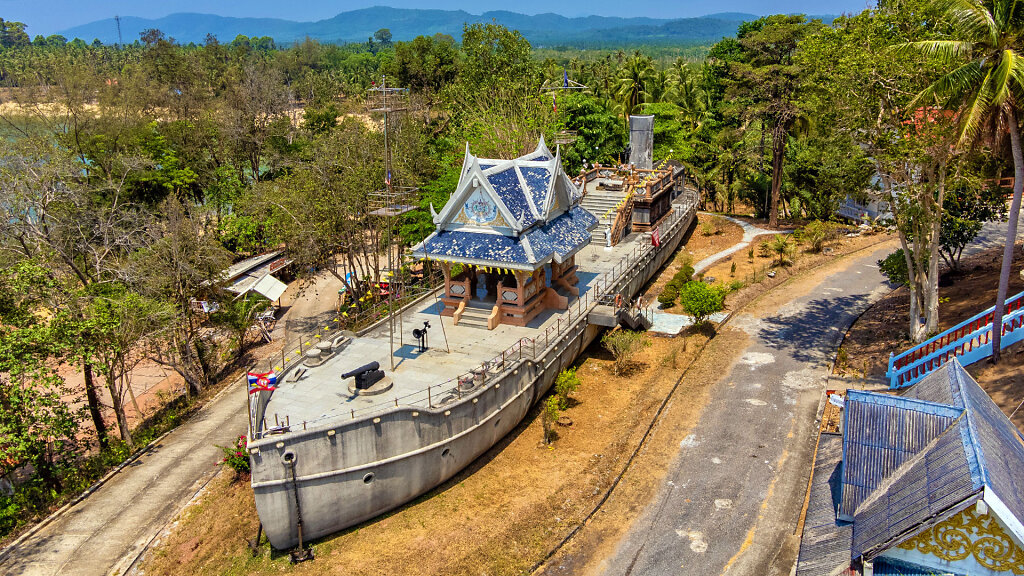 Wat Kho Khao (Wat Thepnimit)