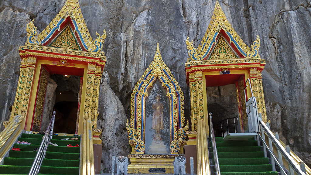 Khao Yoi Cave