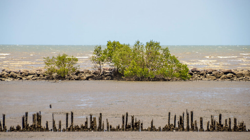 Ka Long Beach // จุดชมวิวชายทะเลกาหลง