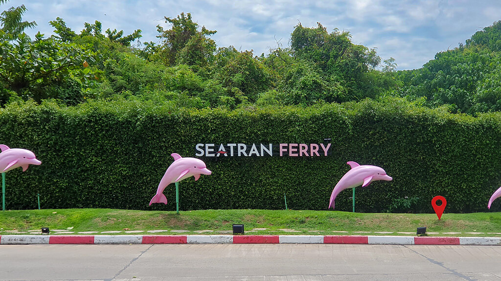 Donsak Pier Surat Thani